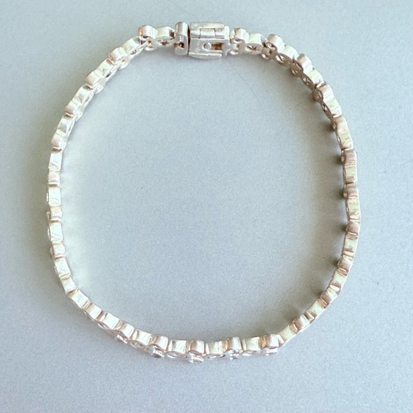 Walt Disney Official Mickey Minnie Mouse CZ Tennis Sterling Silver 925 Bracelet - Picture 8 of 9